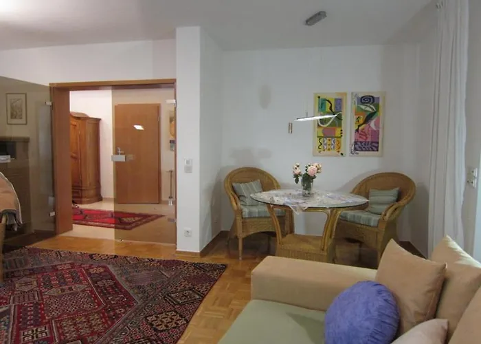 Freynik Apartament *